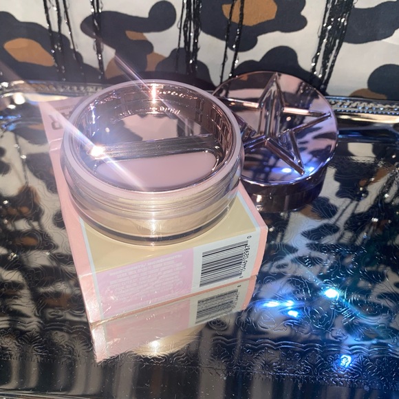 JEFFREE STAR MAGIC STAR LUMINOUS SETTING POWDER N SHADE BEIGE - Picture 3 of 5